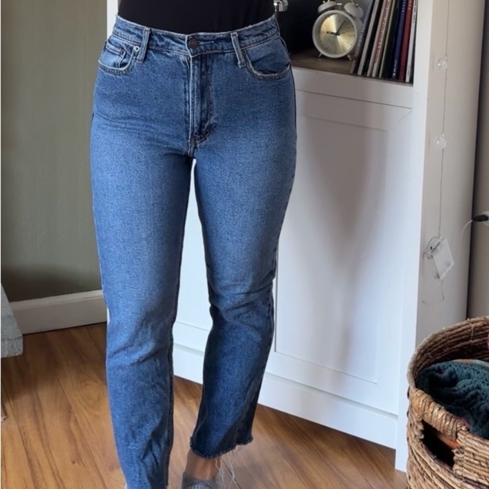Abercrombie & Fitch Women's Ultra High Waist Straight Leg Blue Jeans